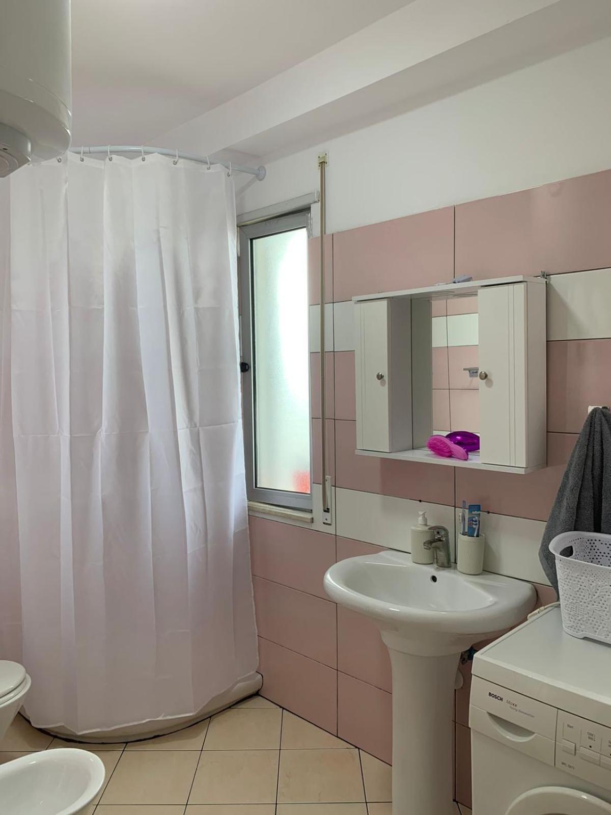 Ridi'S Comfort Apartment 2 Shkoder Exterior photo